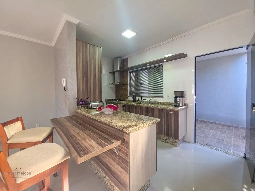 Imagem Casa com 3 quartos a venda no bairro Santa Ângela em Poços de Caldas - MG