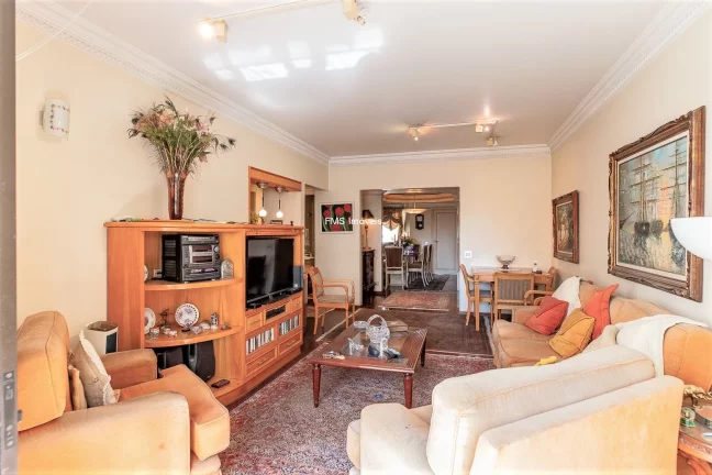 Imagem Apartamento no Campo Belo com 192m²