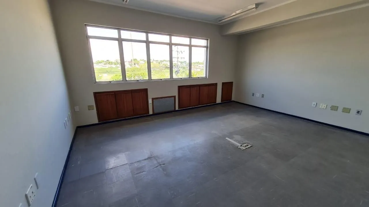 Imagem Prédio Comercial em Sarandi