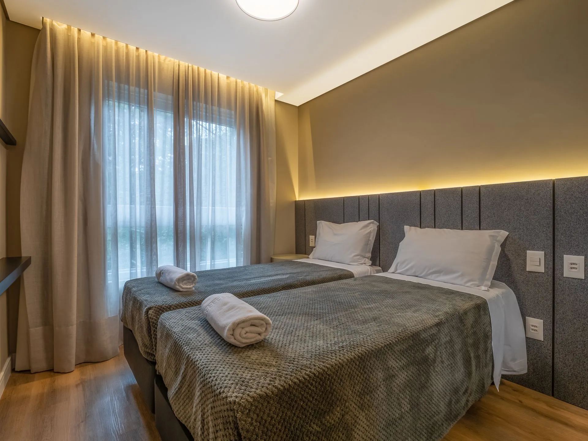 Imagem Apartamento à venda em Gramado, Bavaria, com 2 quartos, 75m2