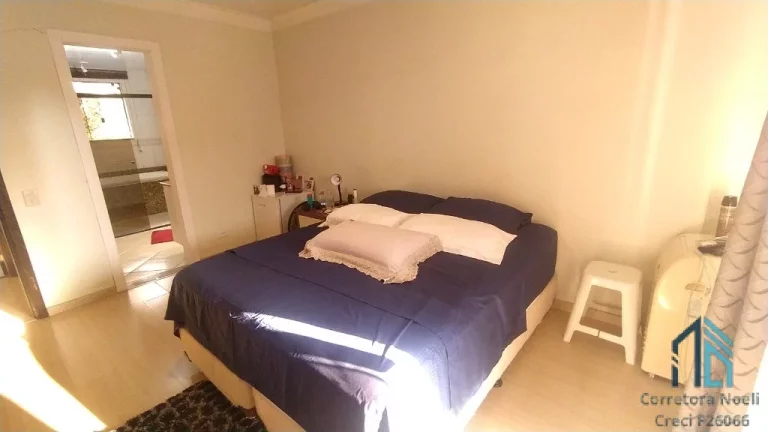 Imagem (PERMUTA) Sobrado em condomínio 03 quartos c/suíte, 03 vagas no Santa Cândida em Curitiba PR
