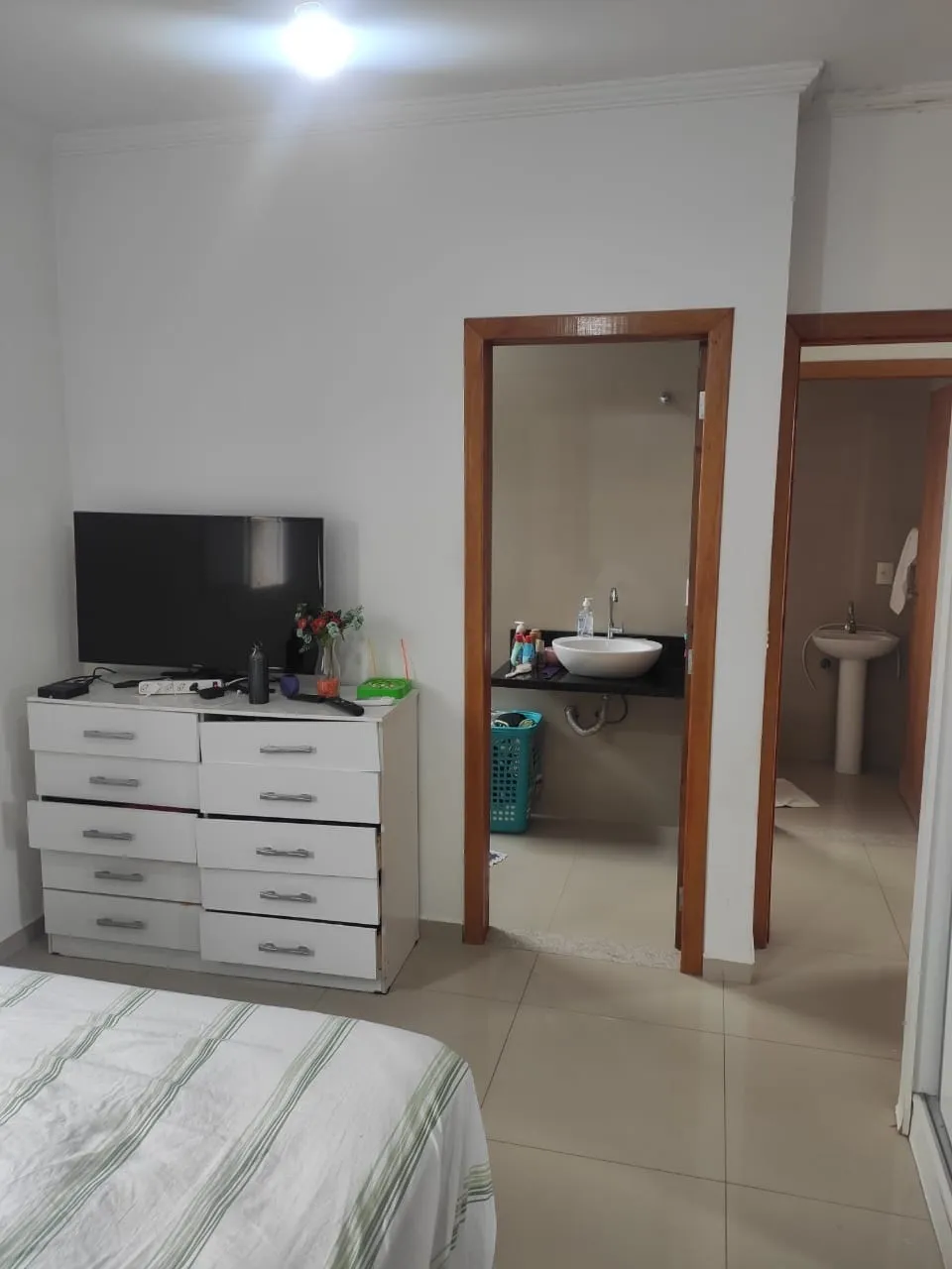 Imagem Casa à venda 2 Quartos, 1 Suite, 2 Vagas, 200M², Parque das Palmeiras, Pindamonhangaba - SP