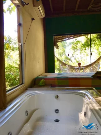 Imagem Lindo sitio com 2 casas meio a natureza - Paraty - com rio passando pelo terreno