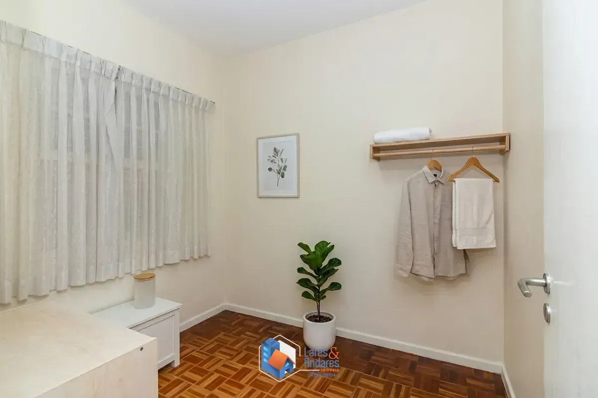 Imagem Sobrado para venda em Vila Cordeiro com 4 quartos, sendo 1 suíte, 160m²