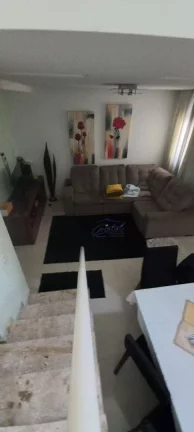 Foto do imóvel vendo casa de condominio km 26 da Rodovia Raposo Tavares