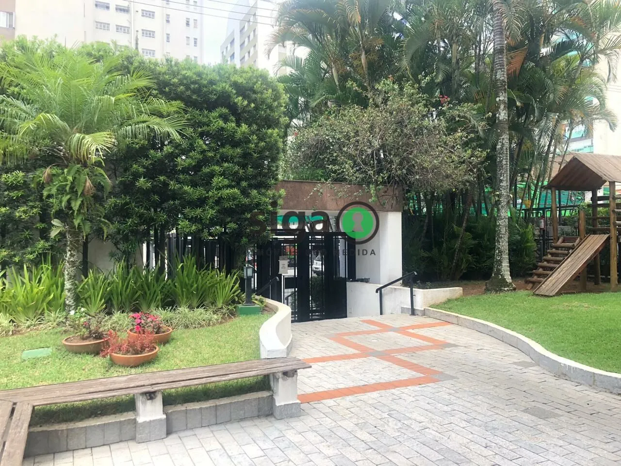 Imagem Apartamento com 2 quartos (1 Suíte) e Sacada com 70m² - Brooklin - São Paulo/SP
