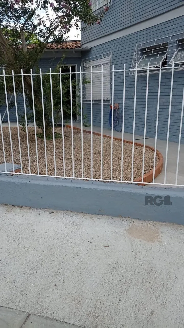 Imagem Apartamento térreo, 2 dormitórios, 1 vaga, Bairro Jardim América