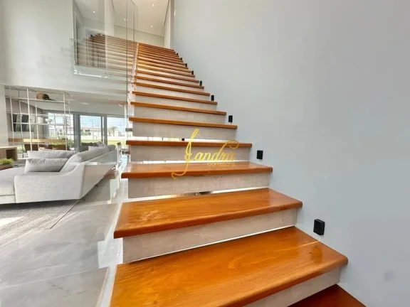 Imagem Sobrado contemporâneo no condomínio Sense