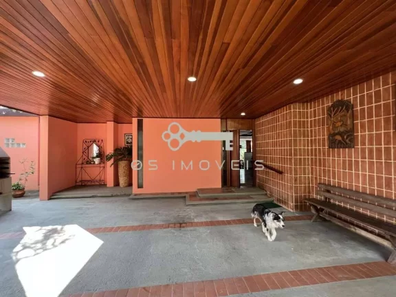 Imagem Fazendinha - 4d/2sts Linda, TÉRREA e contemporânea, piscina, muito espaço!