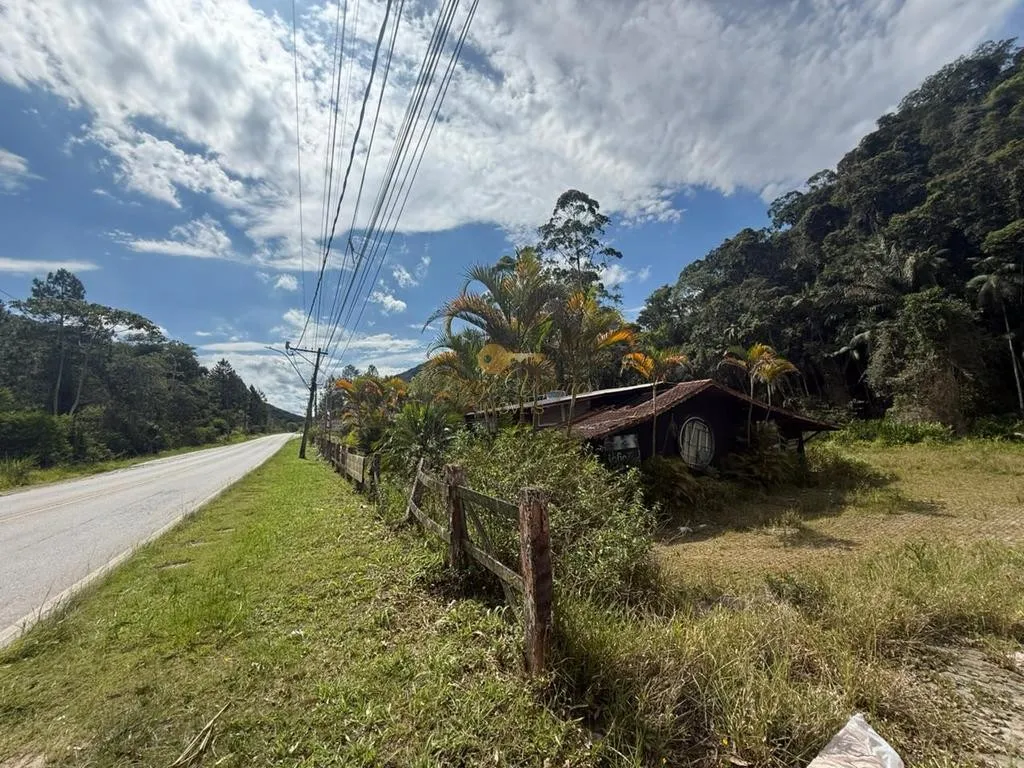 Foto do imóvel Terreno para Venda em Teresópolis / RJ em Estrada Doutor Rogério de Moura Estevão