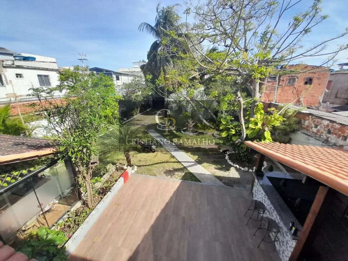 Imagem Casa à venda em Cabo Frio, São Cristóvão, com 8 quartos, 300,00m2