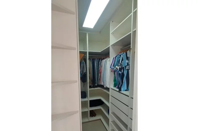Imagem Casa em Condomínio para venda no bairro Agronomia em Porto Alegre
