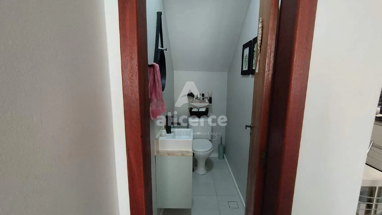 Imagem Sobrado à venda com 2 quartos , 70m² em Potecas São José