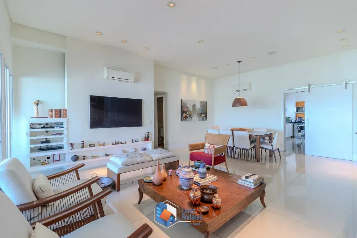 Imagem Apartamento para venda em Campo Belo com 3 quartos, sendo 3 suítes, 161m²