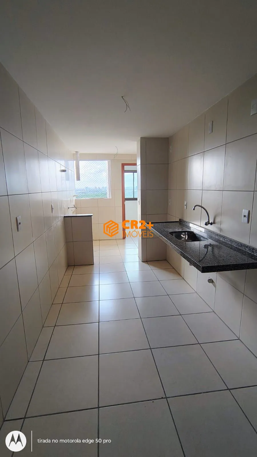 Imagem Alugo apartamento com 136 metros, com 4 quartos, 03 suítes, 02 vagas de garagem