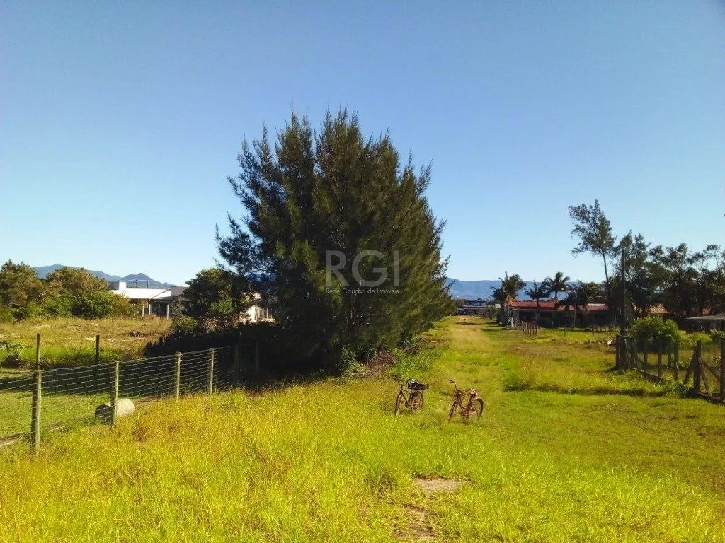 Imagem Casa para Venda - 600m², 3 dormitórios, 1 vaga - Interpraias
