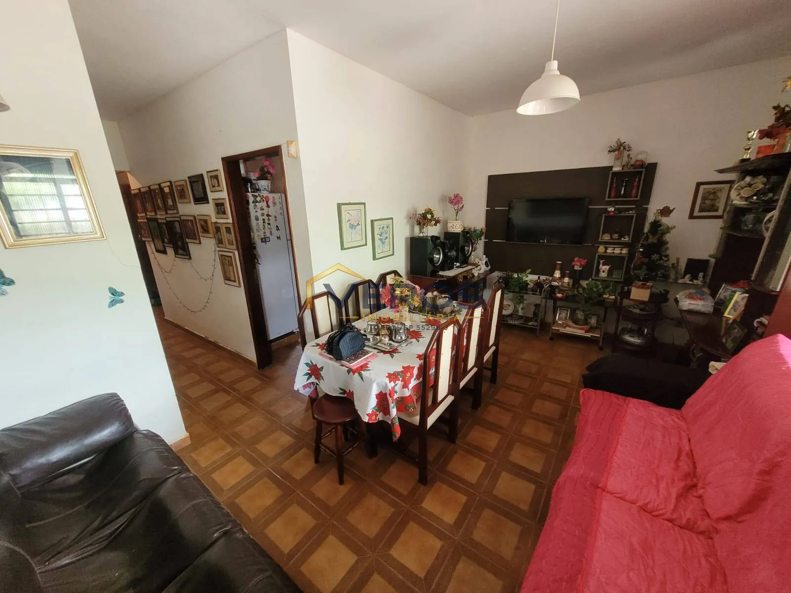 Imagem Casa térrea a venda com 4 quartos no Bairro Indaiá Caraguatatuba