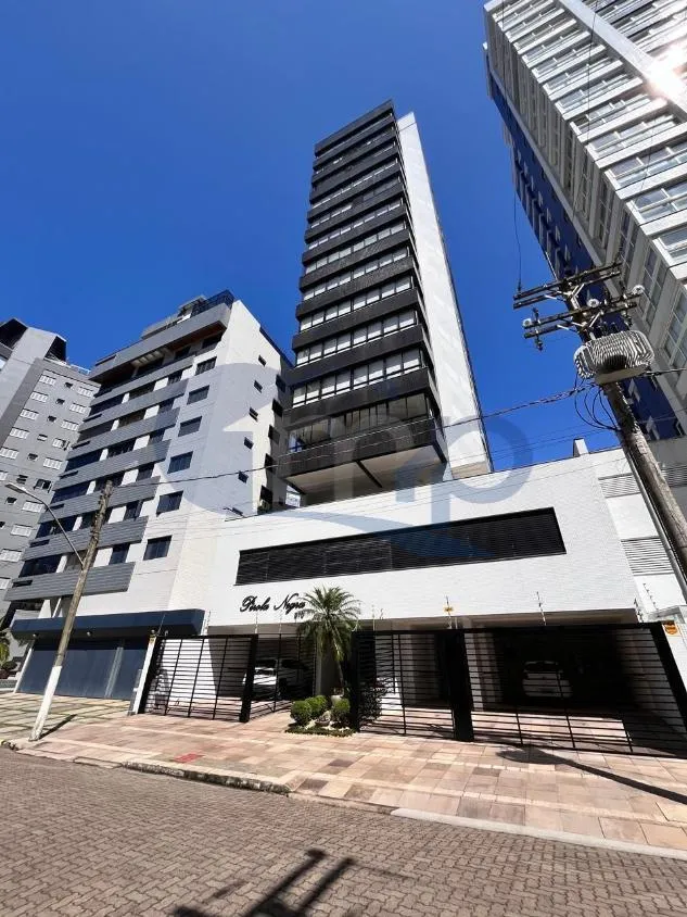 Foto do imóvel Apartamento a venda com 3 suites no centro de Torres/RS em Avenida Ernesto Alves