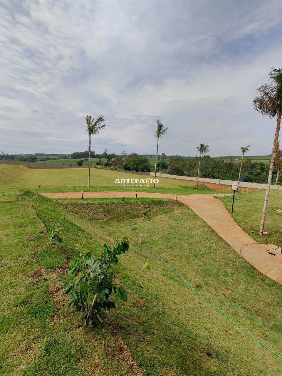 Imagem Terreno em Condomínio à venda em Cristais Paulista, Reserva dos Ipês, 345m2