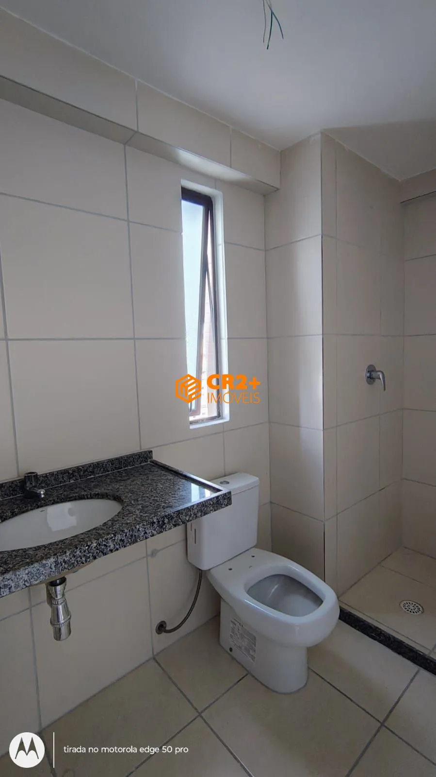 Imagem Alugo apartamento com 136 metros, com 4 quartos, 03 suítes, 02 vagas de garagem