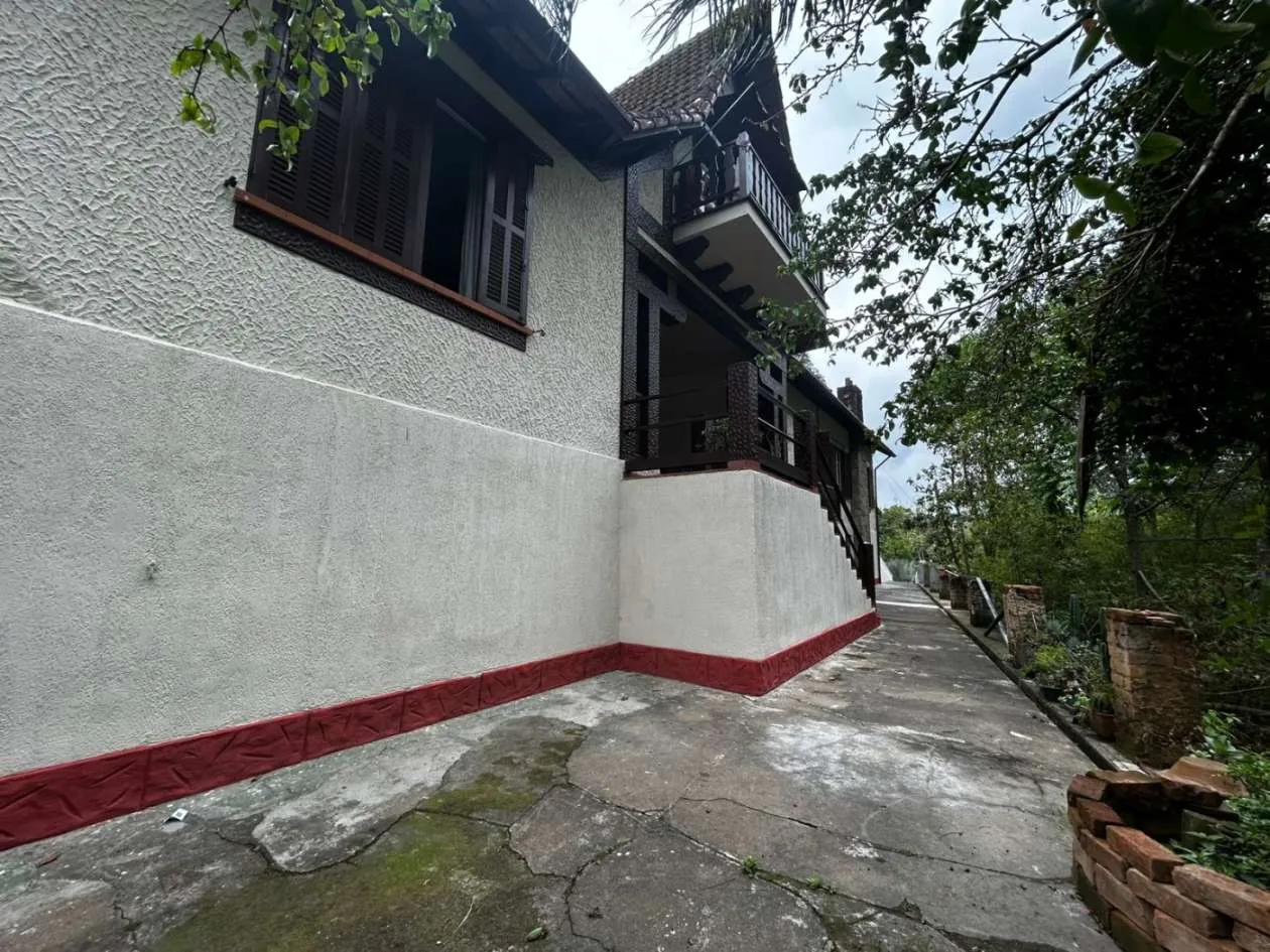 Imagem Casa para Venda em Petrópolis / RJ no bairro Centro