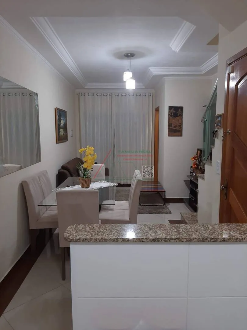 Imagem Sobrado em Condomínio Residencial, à Venda, na Vila Matilde, com 02 Dormitórios, sendo 02 Suítes, com 02 Vagas de Garagem