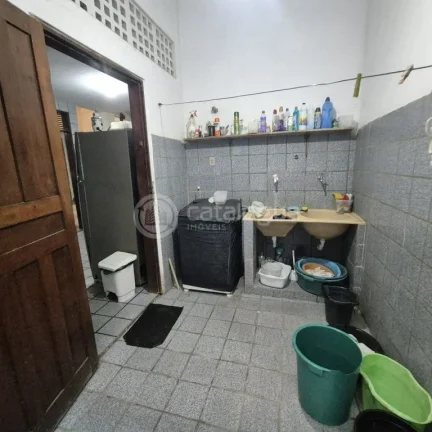 Imagem Venda de uma casa em Alagamra17 x 30 com 4 suítes, sala para 3 ambts, escritório, Dce, 1 Flat, Vagas de garagem