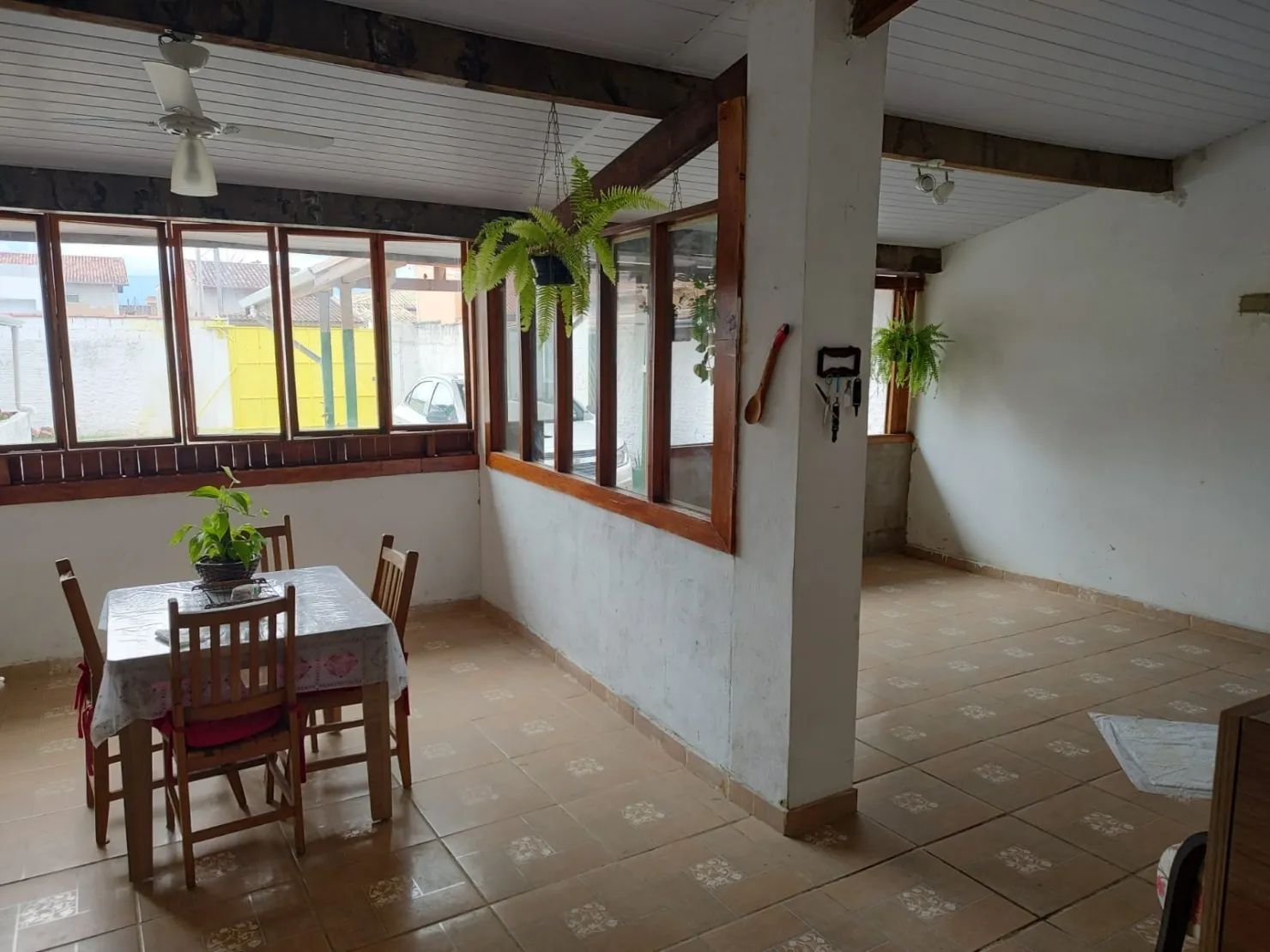 Imagem Casa à venda 2 Quartos, 5 Vagas, 250M², Residencial Mombaça, Pindamonhangaba - SP