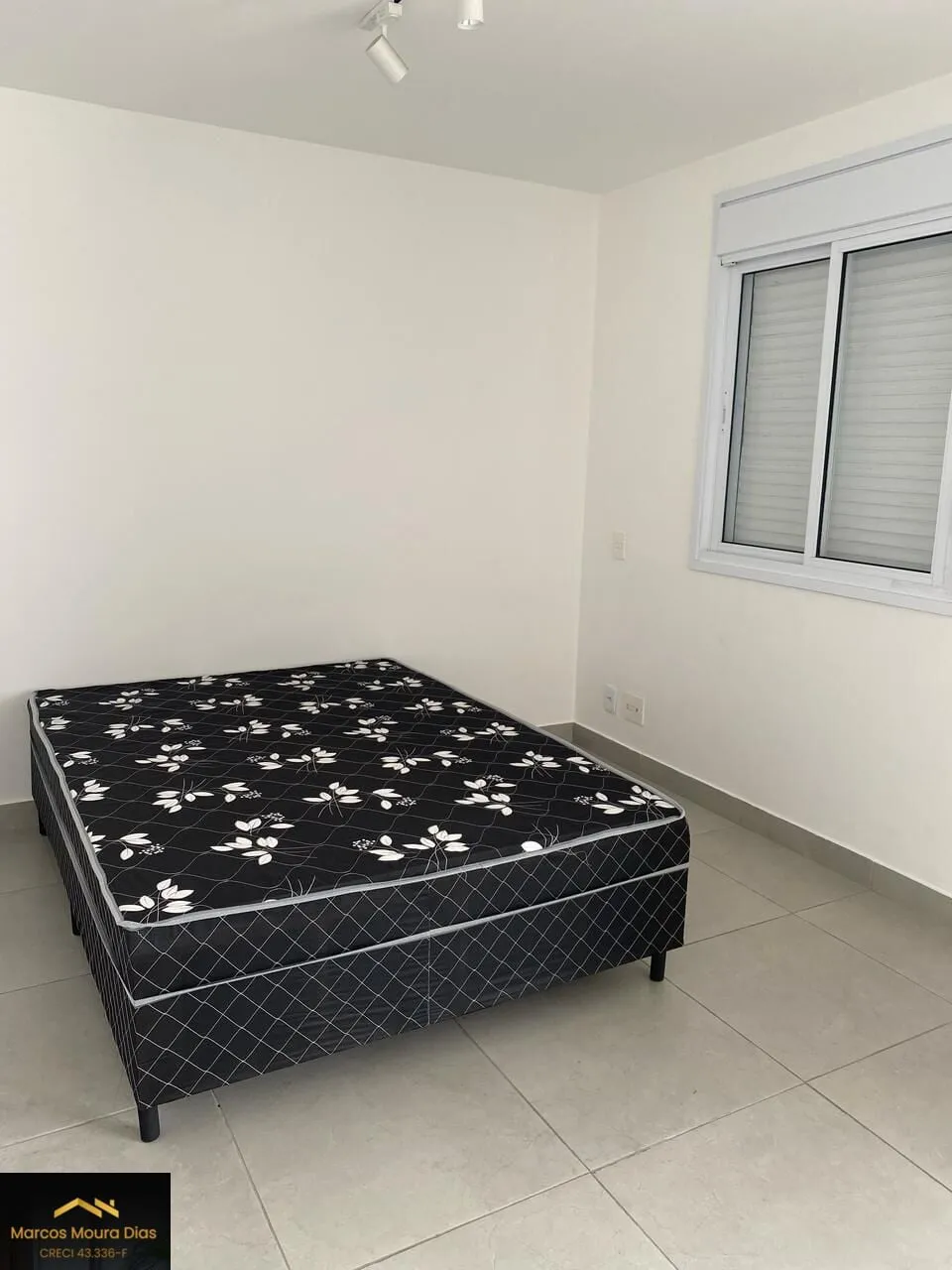 Imagem Studio no Tatuapé 34m² , Banheiro com Janela. Perto do Shopping.