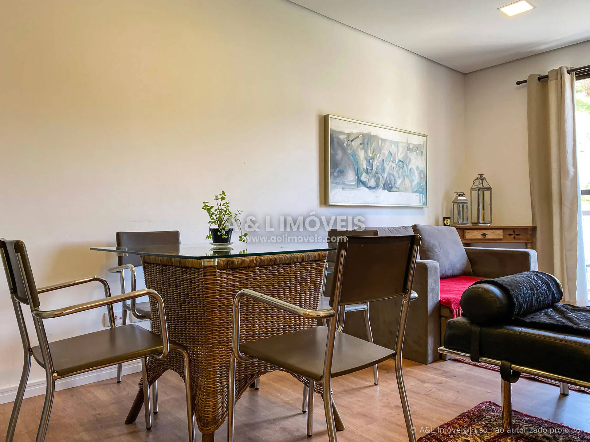 Imagem Apartamento à venda a 1,5 km do Capivari com 2 dormitórios