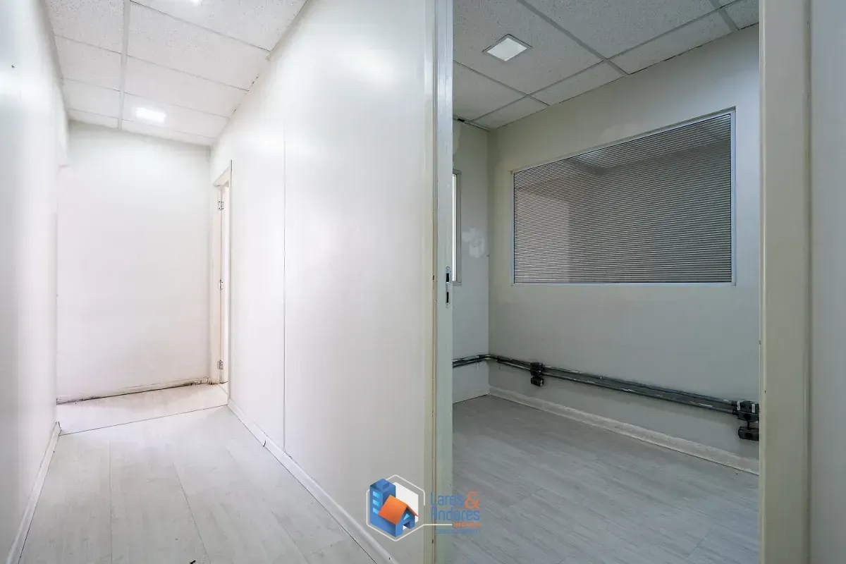 Imagem Casa comercial para venda em Cambuci, 619m²