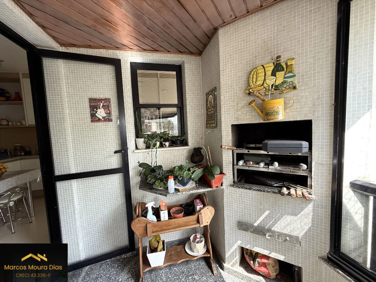 Imagem Apartamento 205m² com 4 Dormitórios ( 3 suítes) e 3 Vagas de Garagem. Edifício com lazer em Perdizes