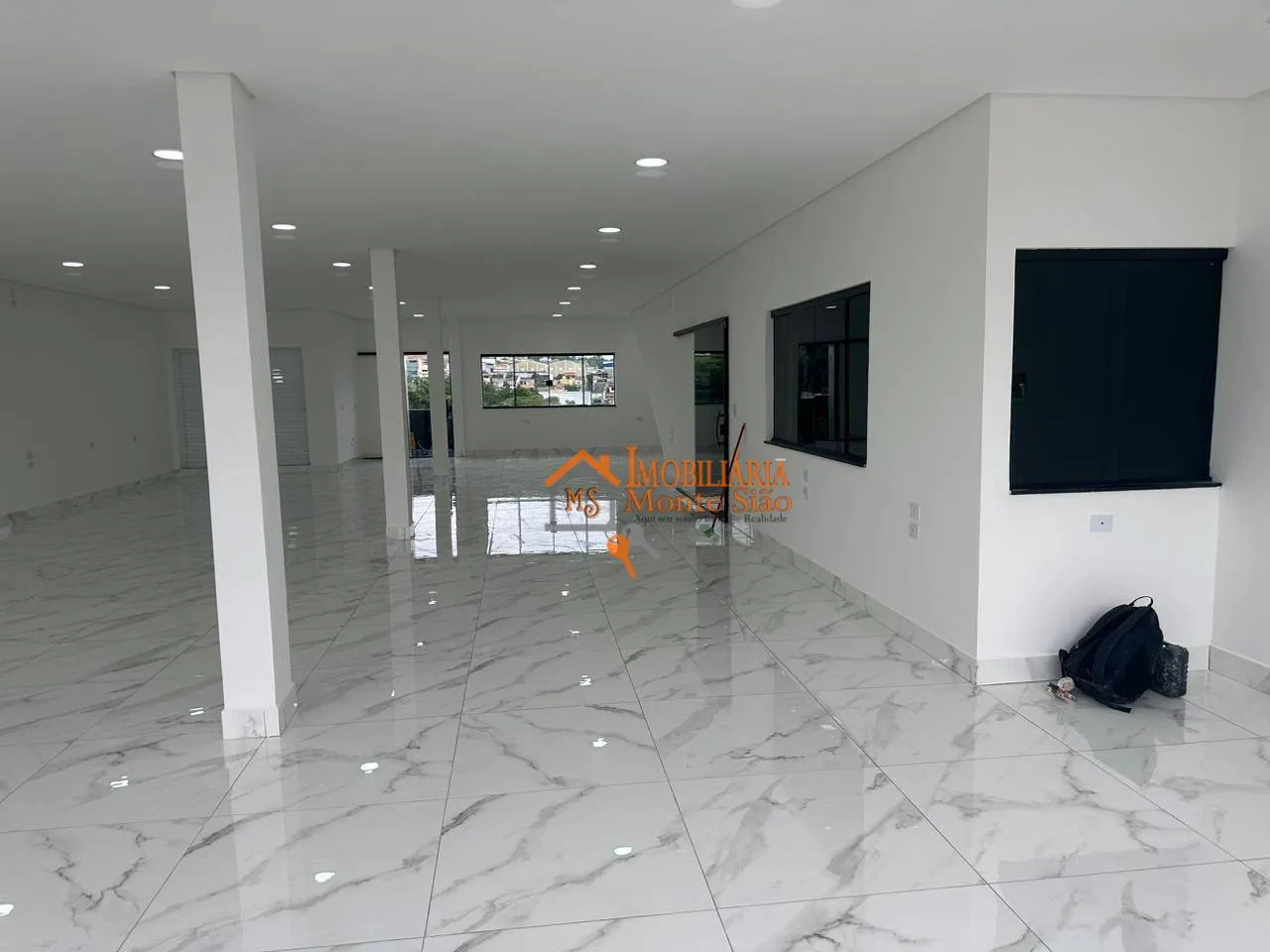 Imagem Sala para alugar, 210 m² por R$ 7.890,00/mês - Jardim Cumbica - Guarulhos/SP