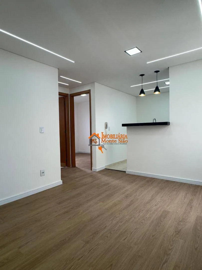 Imagem Apartamento com 2 dormitórios à venda, 41 m² por R$ 250.000,00 - Água Chata - Guarulhos/SP