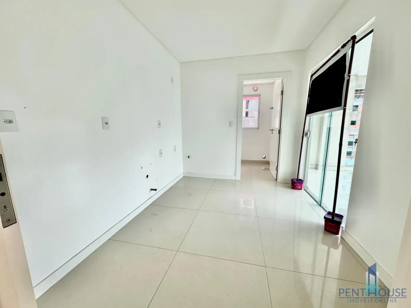 Imagem Apartamento Quadra Mar para Venda em Itapema, MEIA PRAIA, 4 dormitórios, 4 suítes, 5 banheiros, 2 vagas