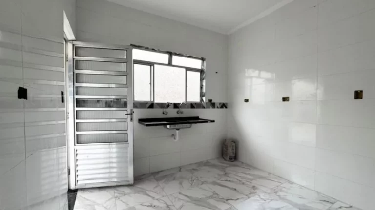 Imagem CASA COM 90 m² - TUPI - PRAIA GRANDE SP