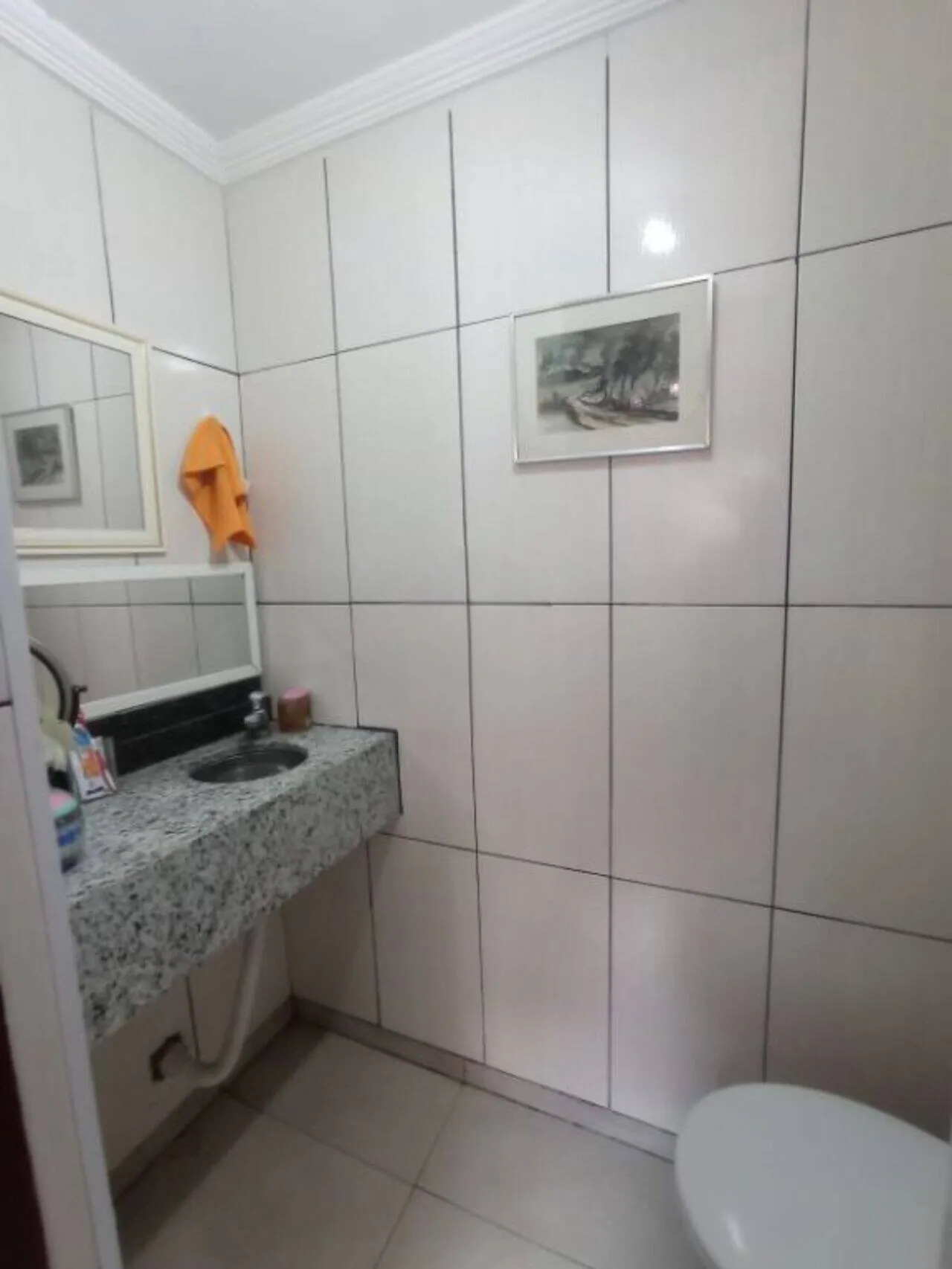 Imagem VENDO SOBRADO DE 03 DORMITÓRIOS NO BAIRRO RESIDENCIAL INGAÍ!