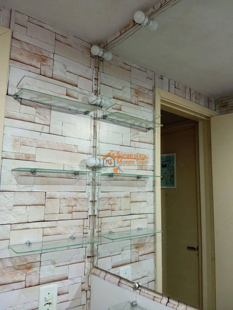 Imagem Apartamento com 2 dormitórios à venda, 45 m² por R$ 245.000,00 - Água Chata - Guarulhos/SP