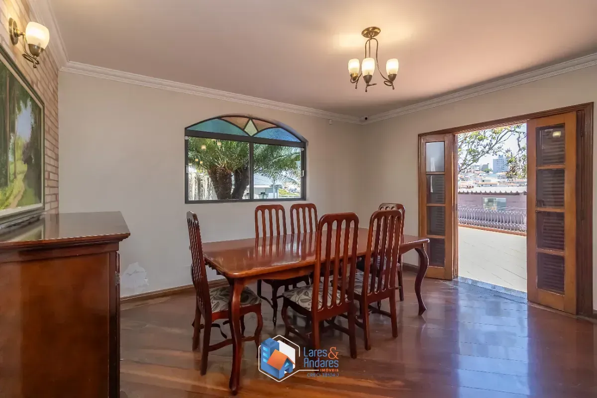Imagem Casa para venda em Jardim São José (Zona Norte) com 4 quartos, sendo 2 suítes, 202m²