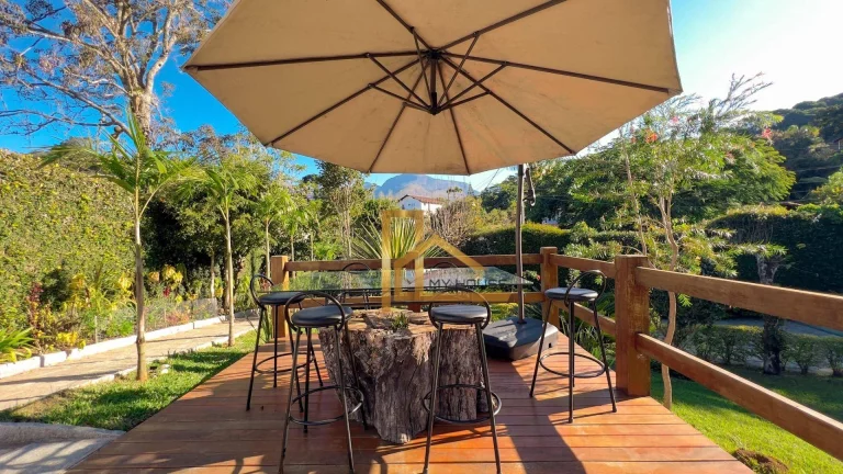 Imagem Casa de Alto Padrão no bairro do Golfe em Teresópolis-RJ