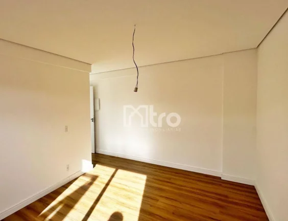 Imagem Apartamento com 1 dormitório à venda, 70 m² por R$ 420.000,00 - Avenida - Itajubá/MG
