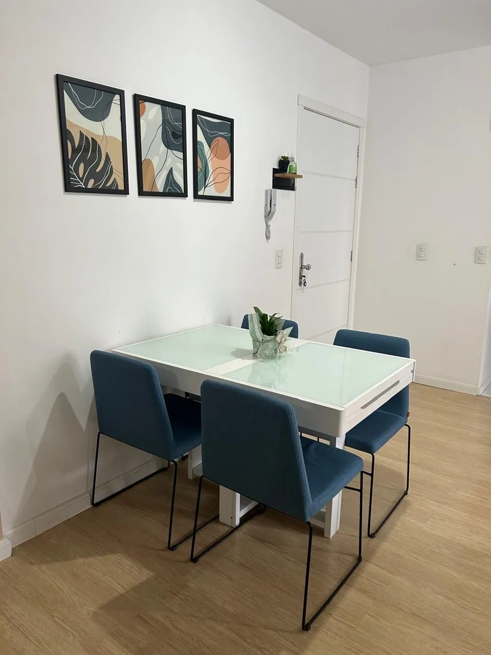 Imagem APARTAMENTO 2 DORMITÓRIOS COM SUITE - 2 BANHEIROS - VAGA COBERTA - INFRAESTRUTURA