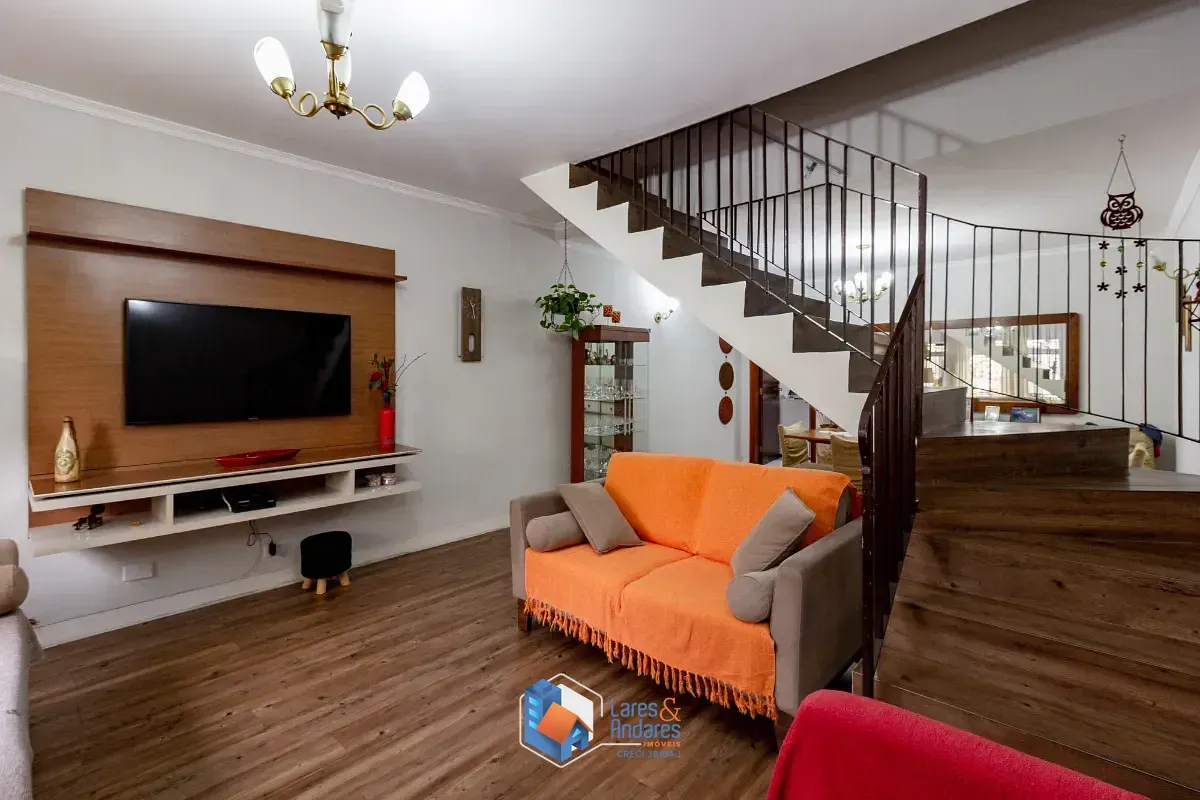 Imagem Casa para venda em Chácara Inglesa com 3 quartos, 187m²