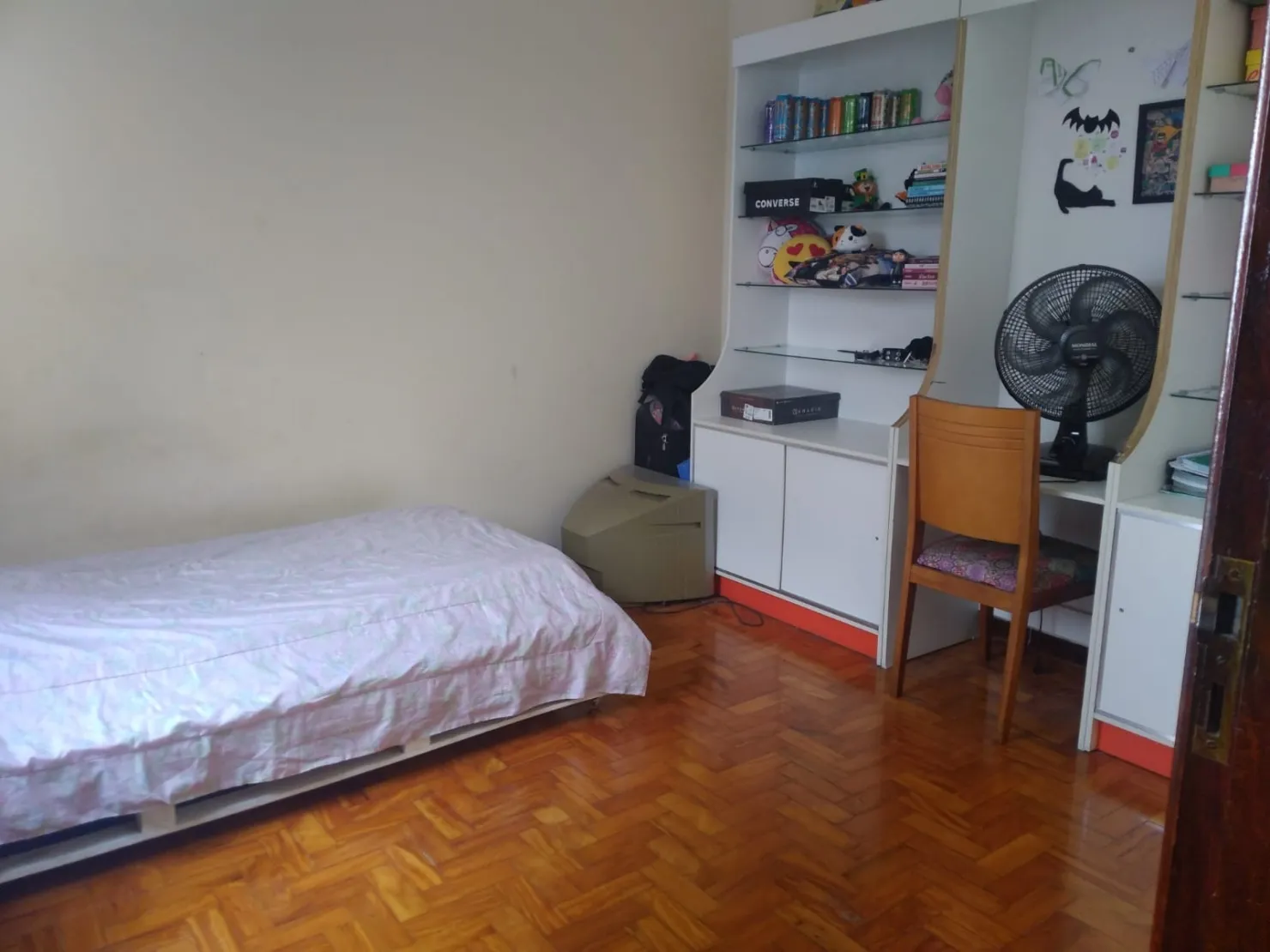 Imagem Casa à venda 3 Quartos, 1 Suite, 2 Vagas, 300M², Jardim Rosely, Pindamonhangaba - SP