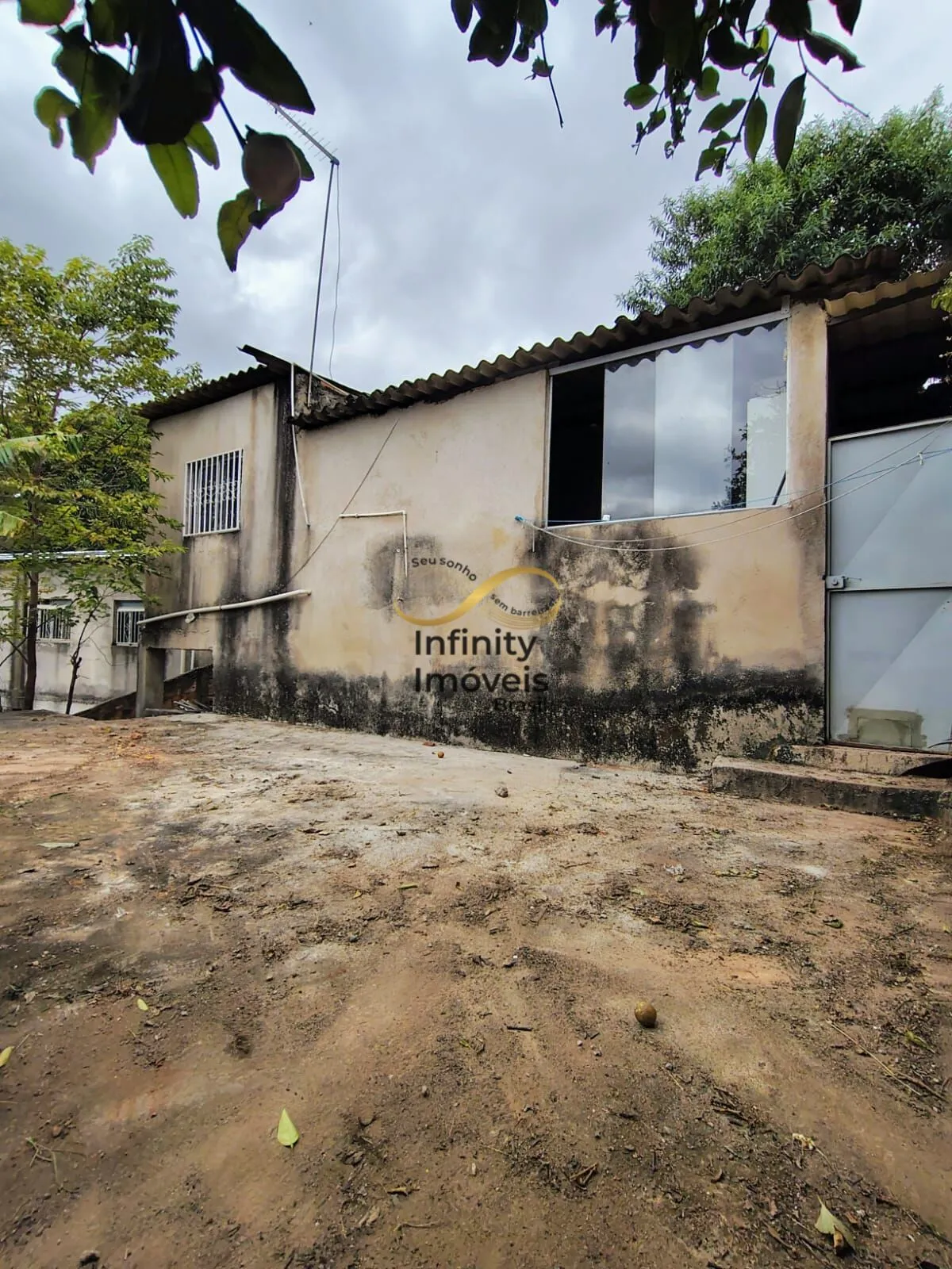 Imagem Casa à venda no bairro Jardim Guanabara - Belo Horizonte/MG