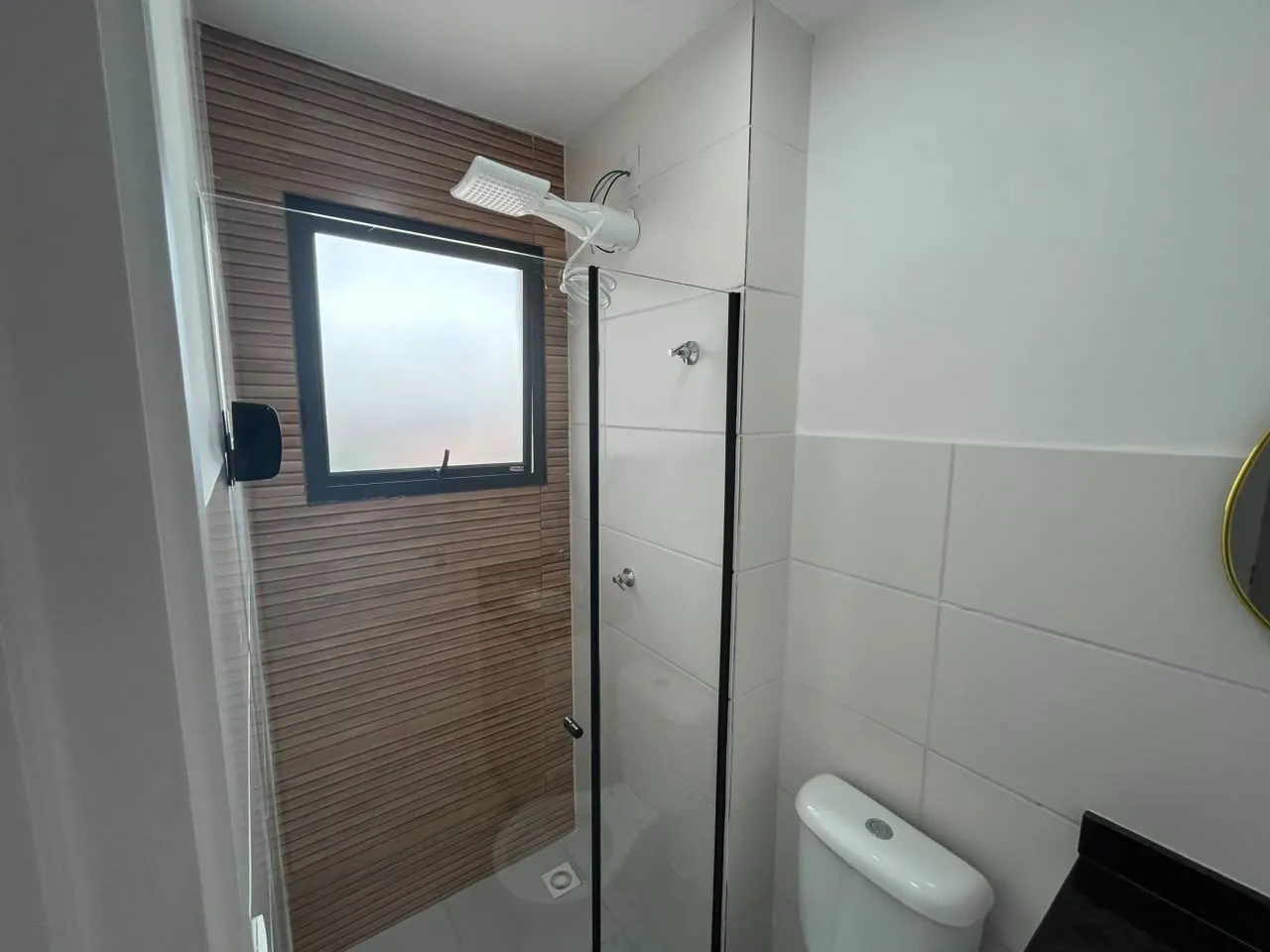 Imagem Apartamento à venda no Mirante Ipanema, Caguassu, com 46m², 2 quartos, varanda, andar alto, piscina e lazer completo. Aceita financiamento e FGTS.