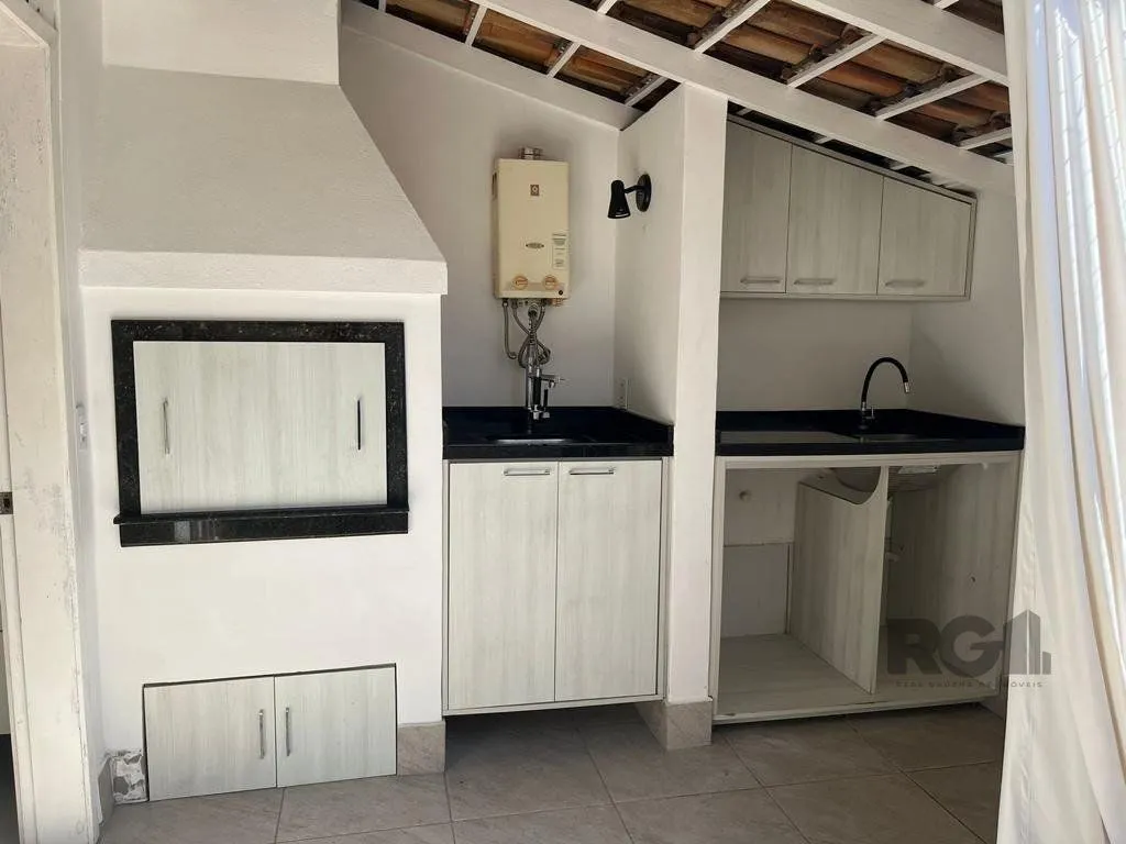Imagem Casa Condominio para Venda - 70m², 2 dormitórios, sendo 1 suites, 2 vagas - Cavalhada