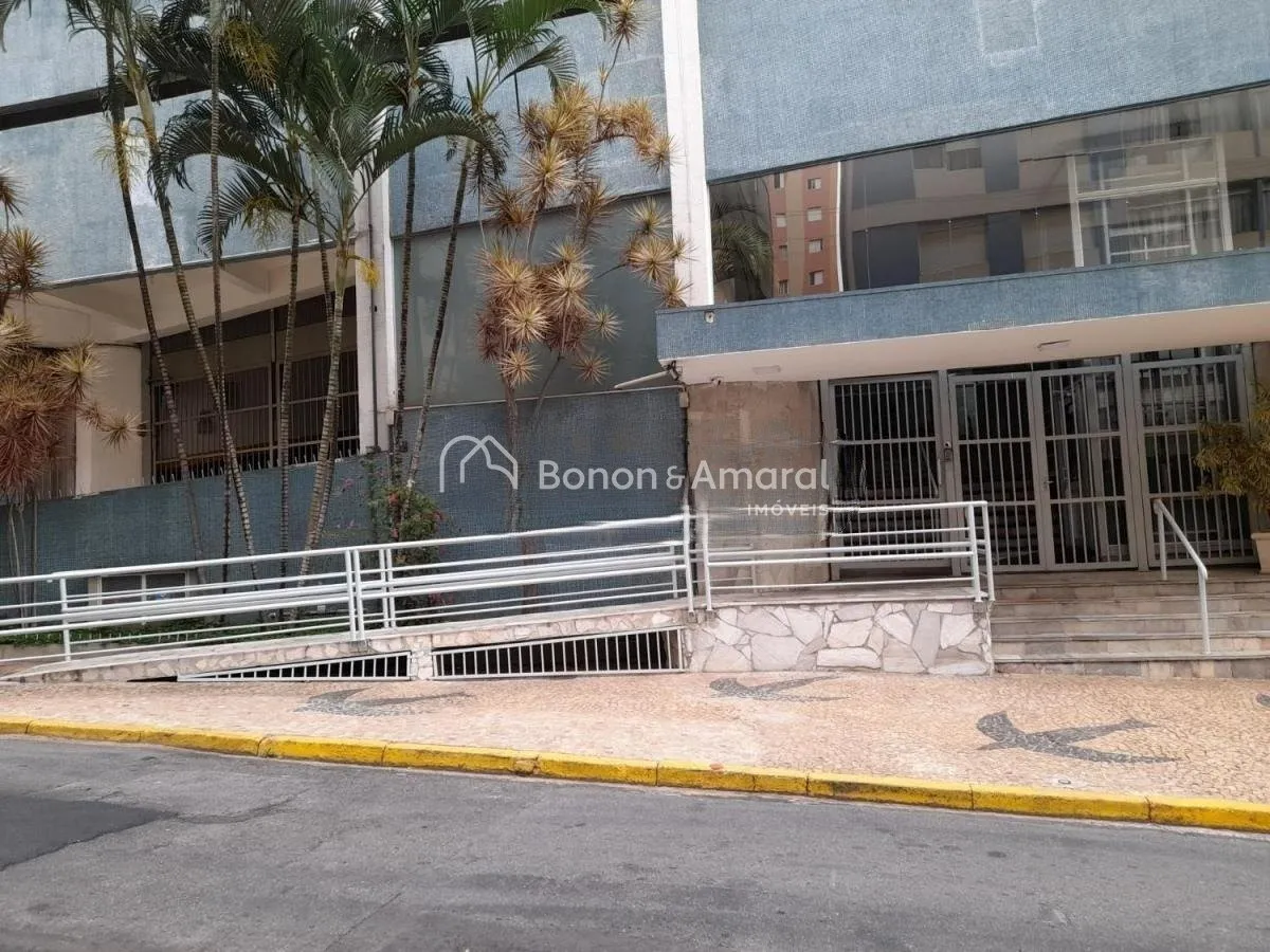 Imagem Apartamento à venda no Centro de Campinas, reformado, 2 quartos (1 suíte), 1 vaga, próximo ao Colégio Objetivo