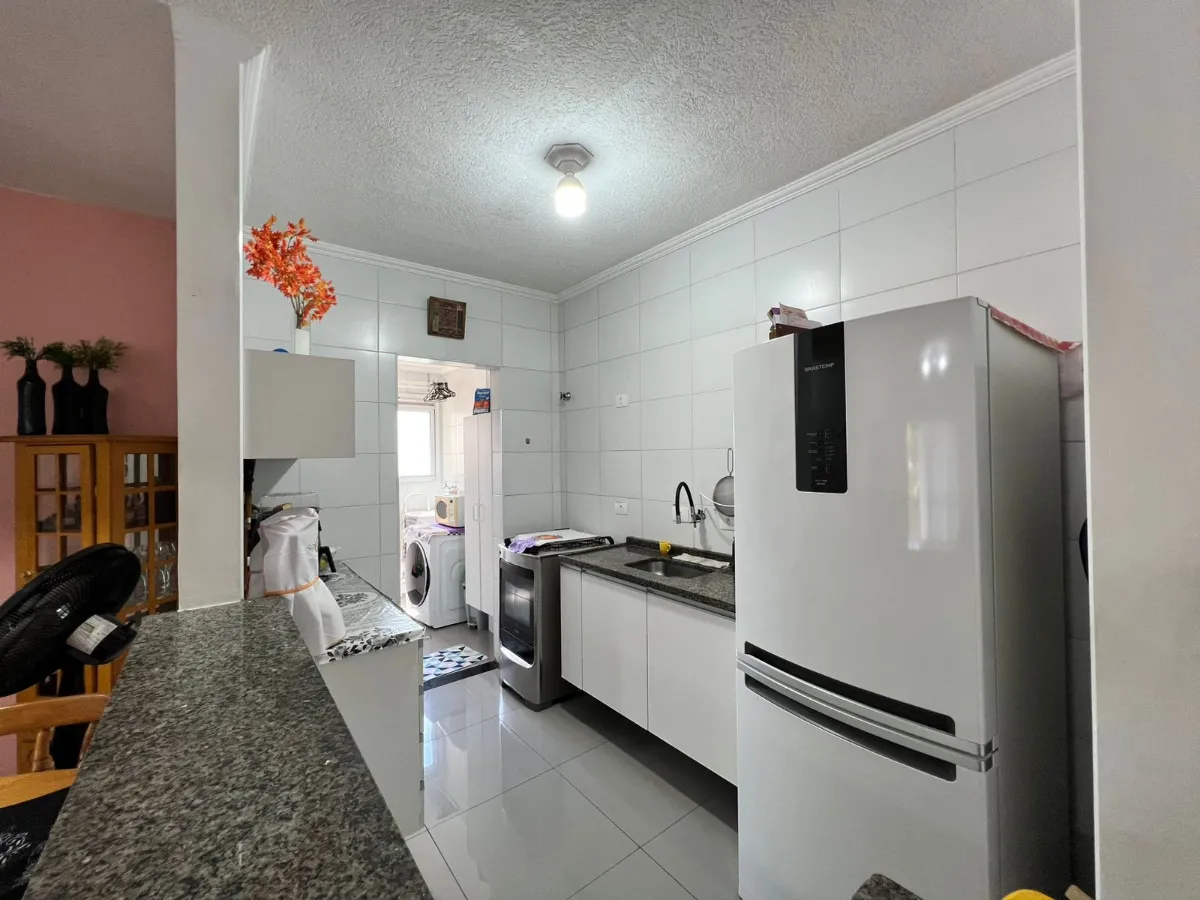 Imagem Apartamento para venda em Vila Galvão com 3 quartos, sendo 1 suíte, 70m2