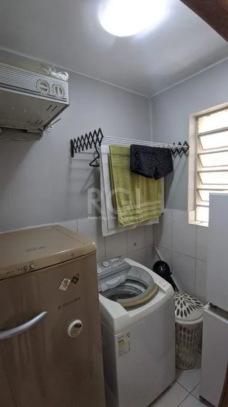Imagem Apartamento para Venda - 60.5m², 1 dormitório, 2 vagas locadas no prédio - Floresta